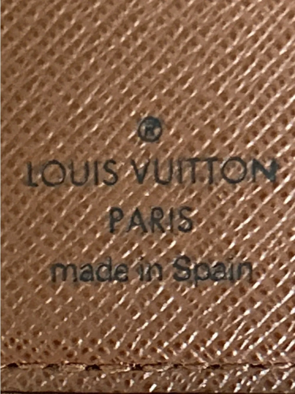Louis Vuitton MEN’s BIFOLD Wallet -